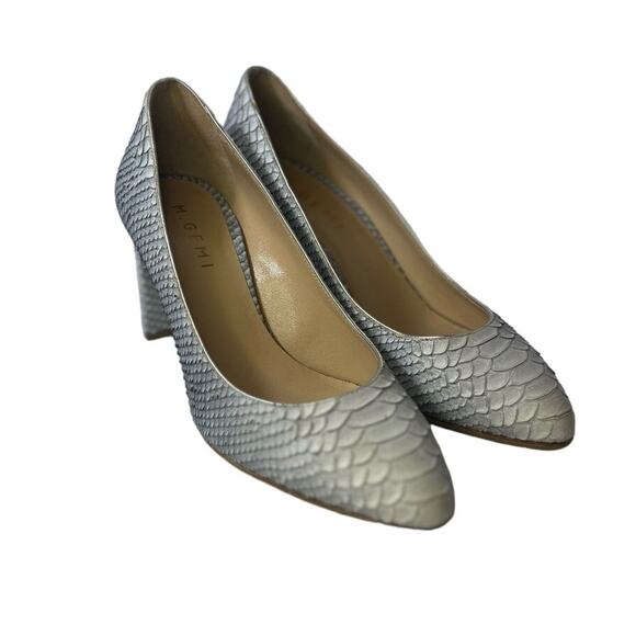 M. Gemi Lustro Snakeskin Block Heel Light Grey Blue Almond Toe Heels IT 36 US 6 - Picture 1 of 9